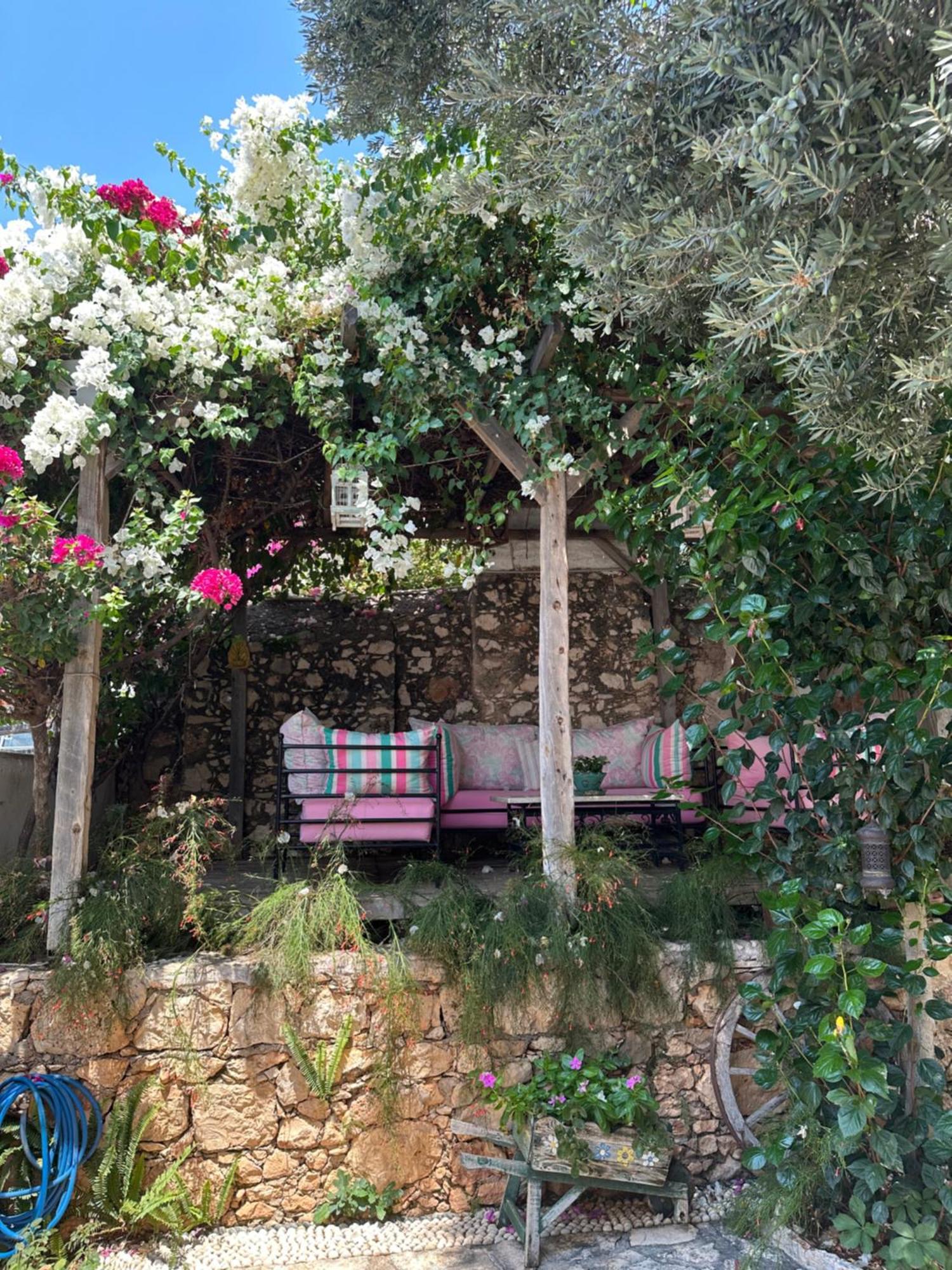 The White House Kalkan Kültér fotó